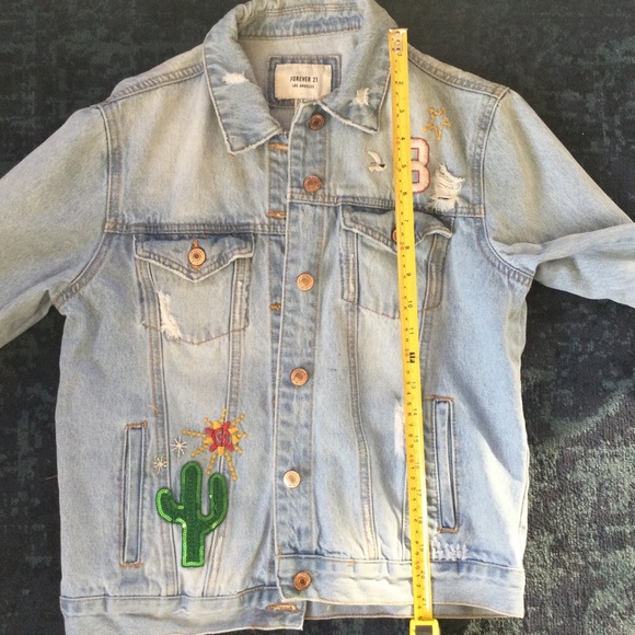 Forever 21 Small Jean Jacket Denim Embroidered Distressed - Picture 7 of 11